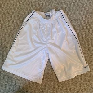 Nike Basketball shorts - Boys